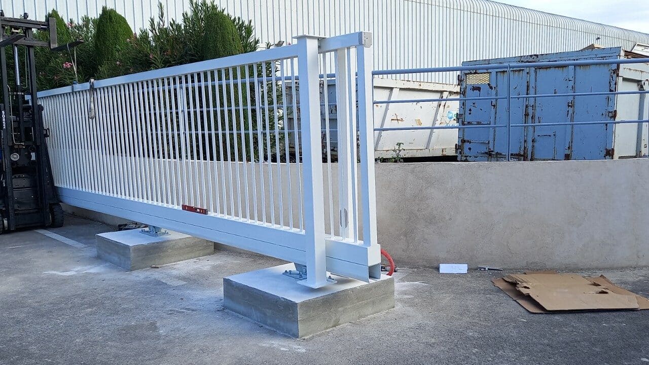 PORTAIL-PORTAIL-AUTOPORTANT-02.jpg